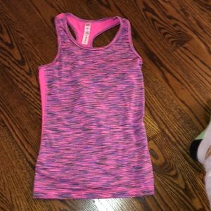 athletic girls top 90 degree